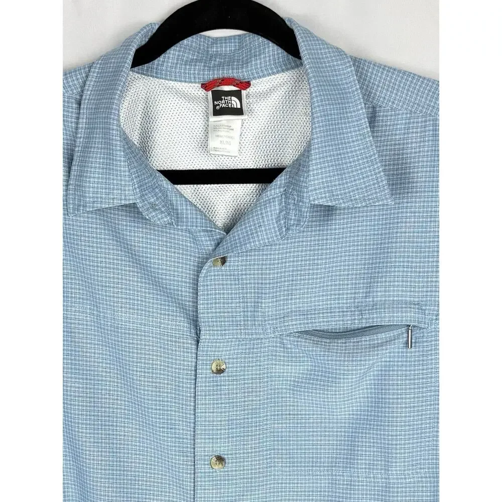 The North Face Men’s XL Blue Short Sleeve Button Front Hiking Shirt Vented